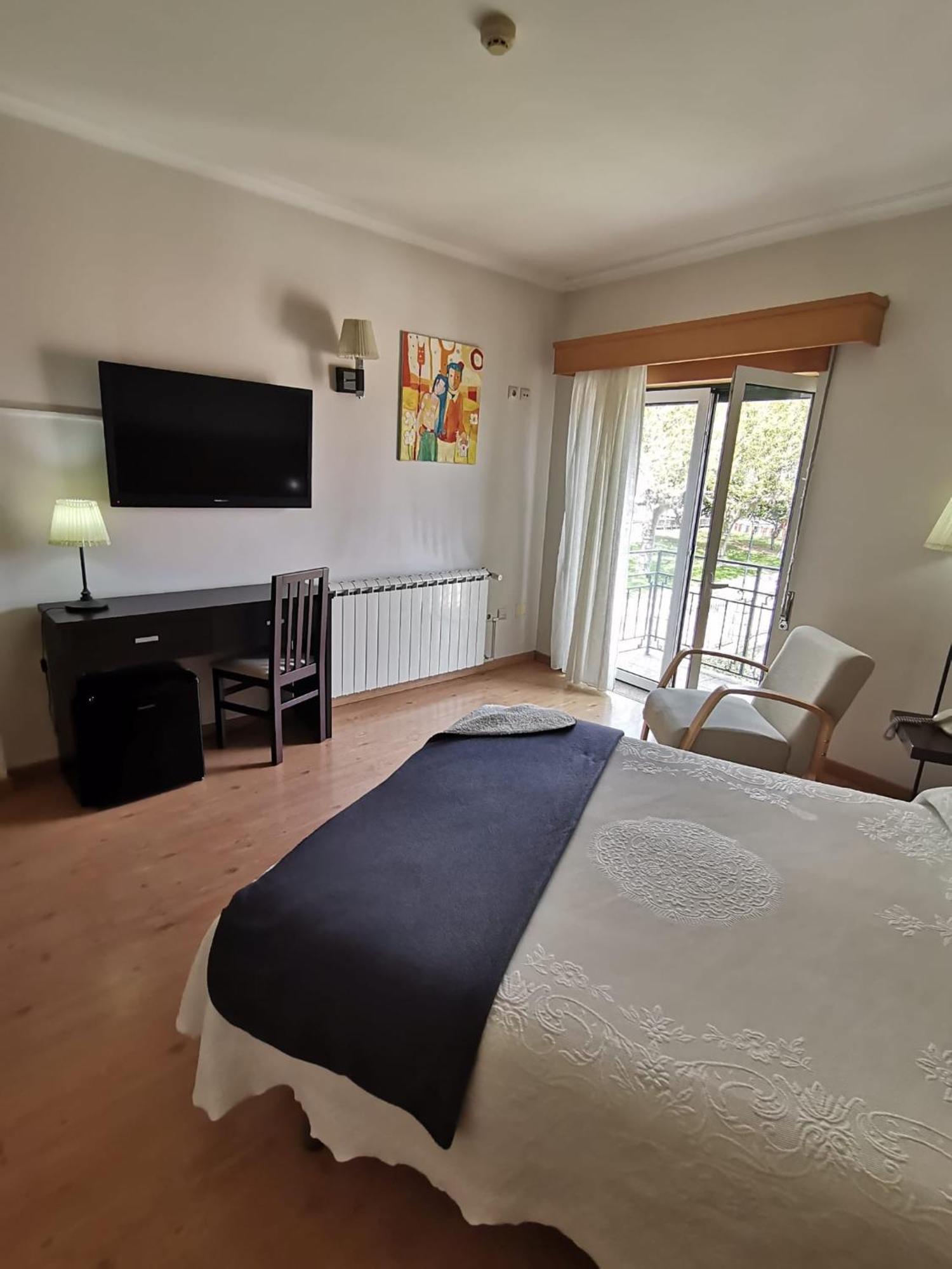 Hotel Covilha Jardim Luaran gambar